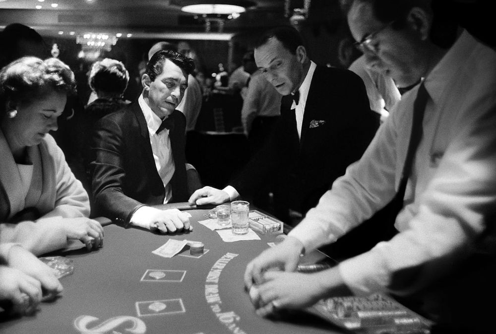 HHpoker官方入口
